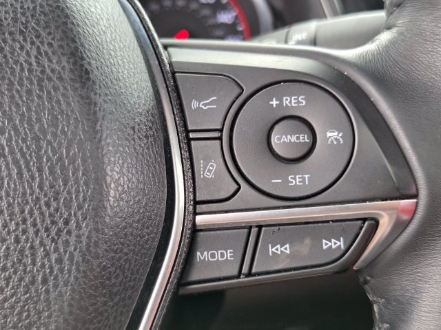 Used 2020 Toyota Camry XSE FWD image 29
