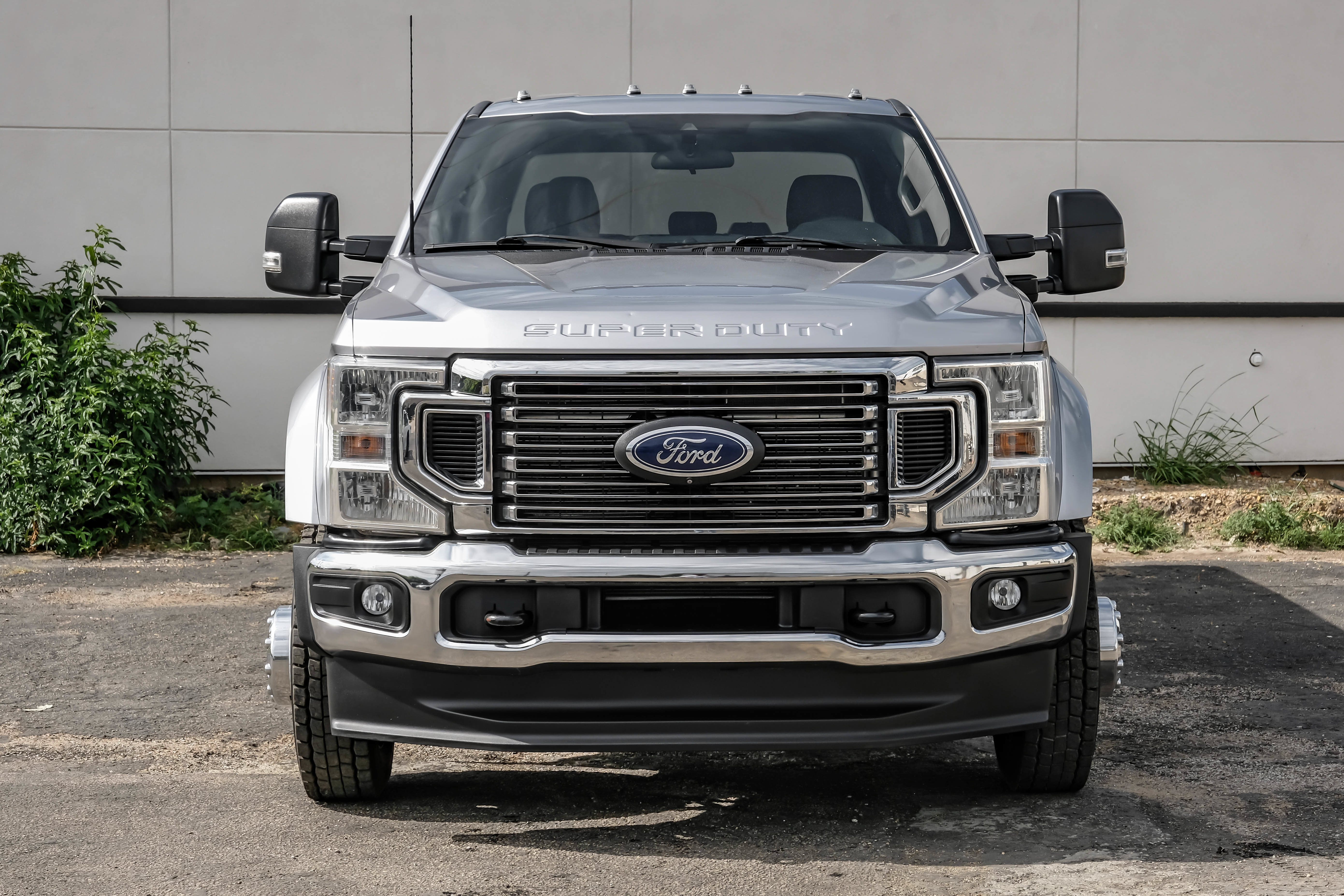 Used 2022 Ford F450 XLT w/ Camper Package AWD/4WD image 4