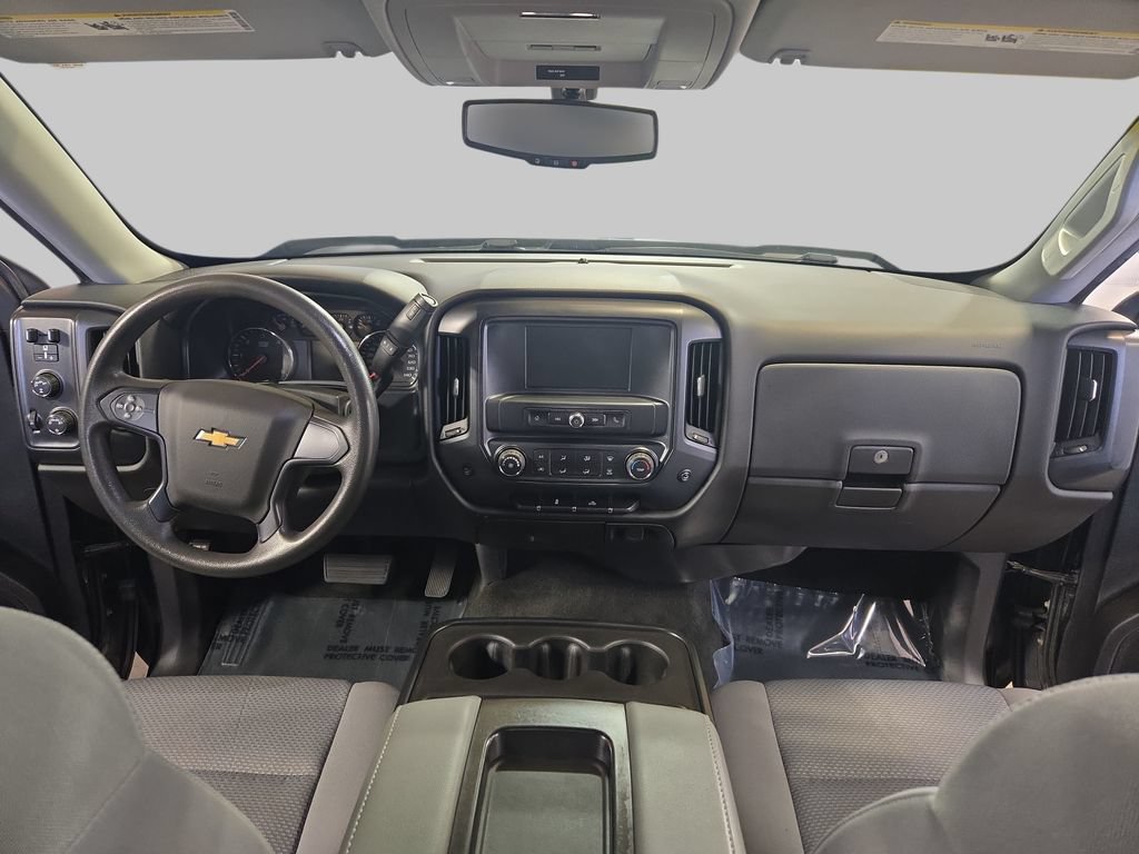 Used 2018 Chevrolet Silverado 1500 Custom w/ Custom Value Package AWD/4WD image 11