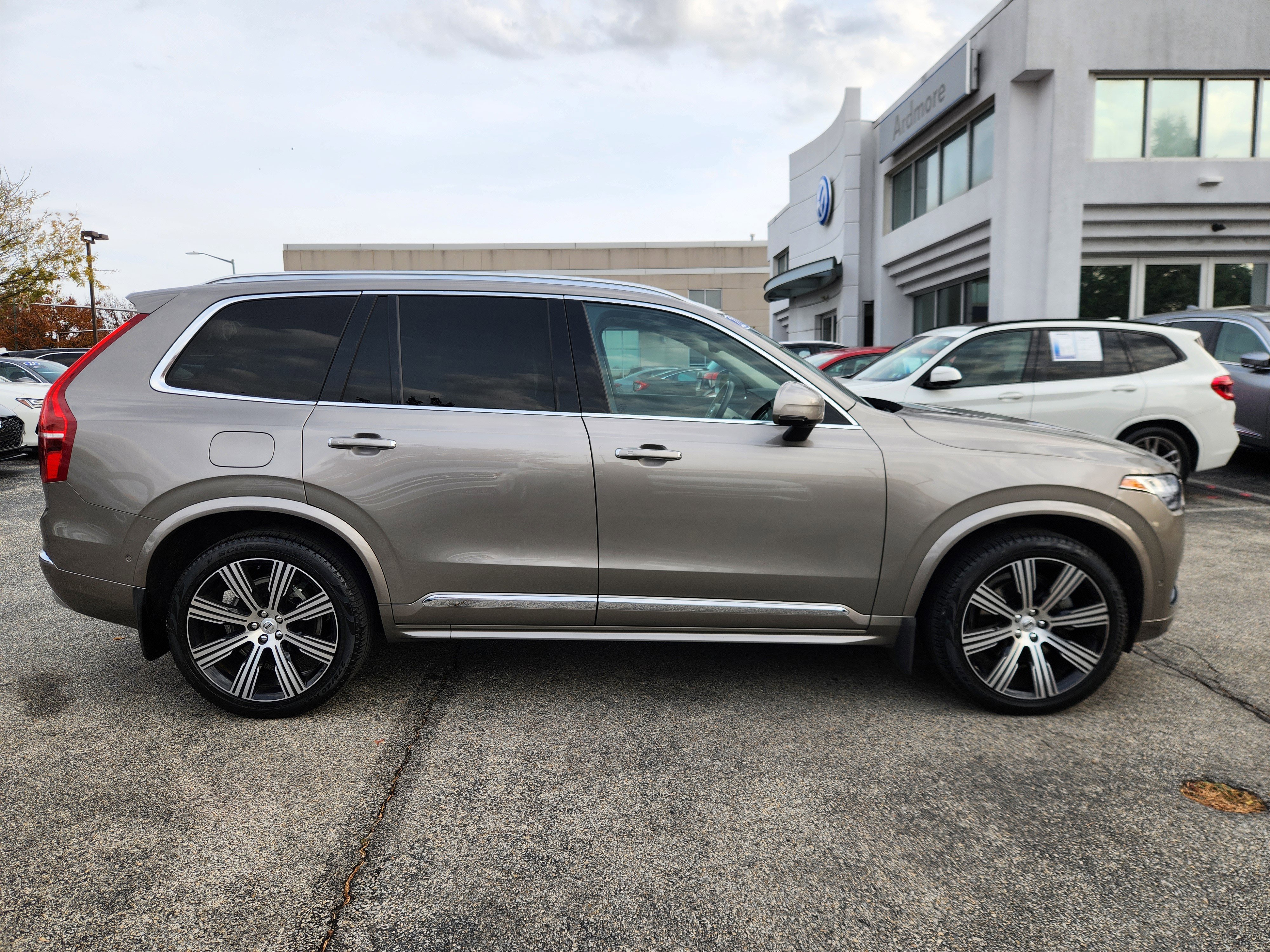 Used 2022 Volvo XC90 T6 Inscription w/ Advanced Package image 6
