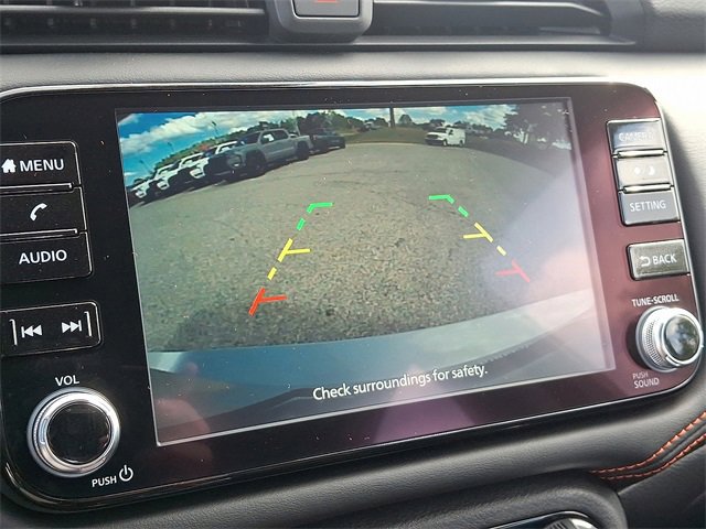 New 2025 Nissan Versa SR w/ Trunk Package image 4