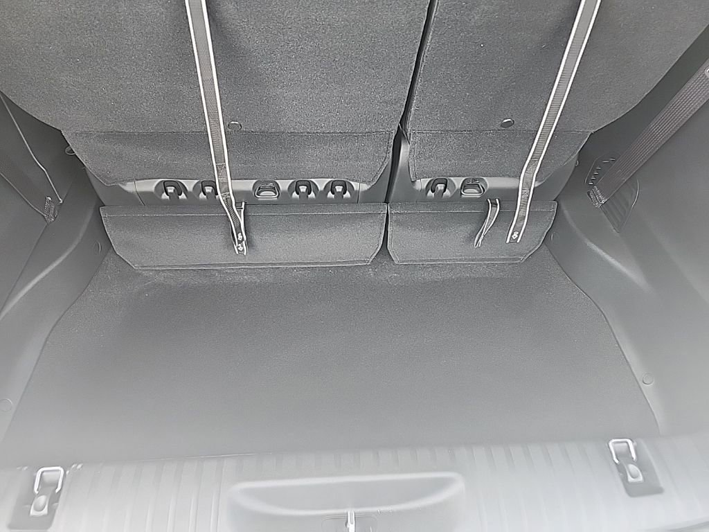 New 2026 Chrysler Pacifica Limited image 17