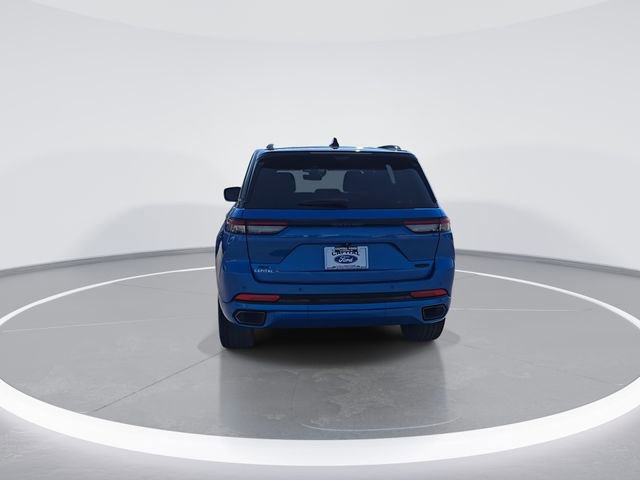 Used 2023 Jeep Grand Cherokee Summit AWD/4WD image 6