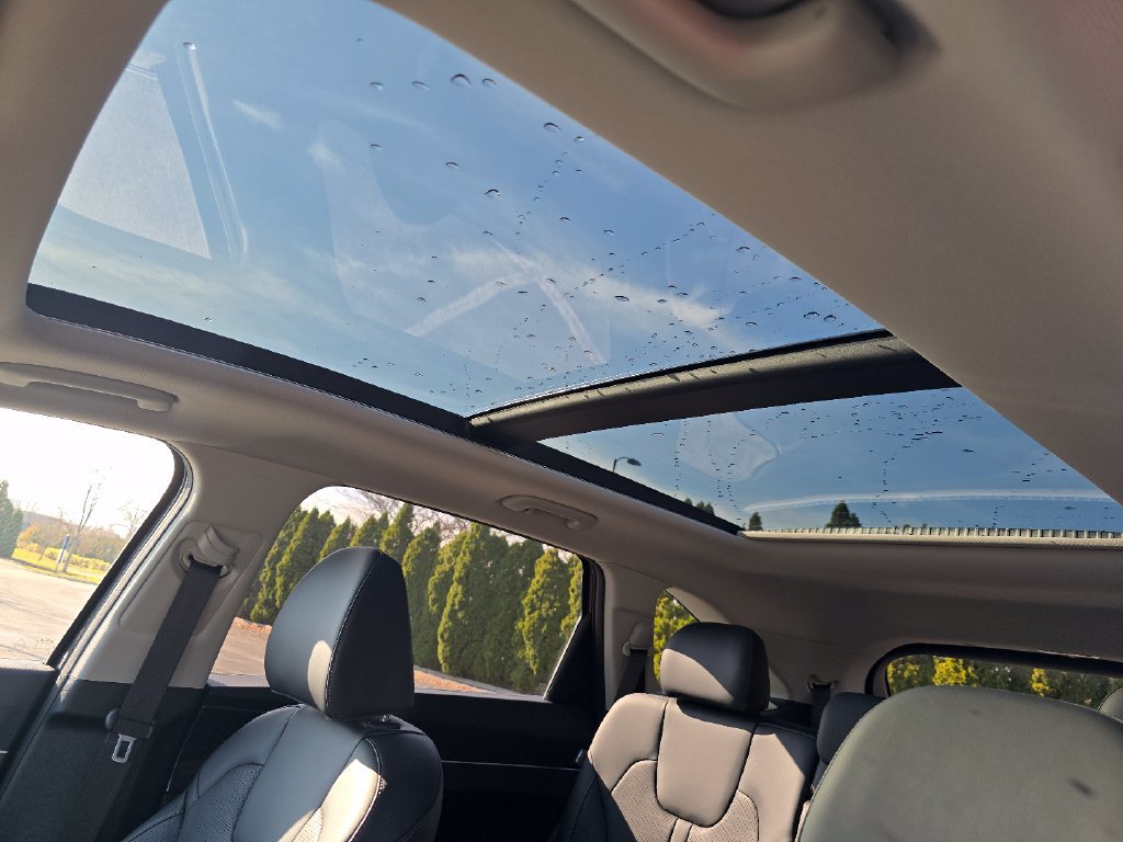 New 2026 Kia Sorento S w/ S Panoramic Sunroof Package FWD image 3