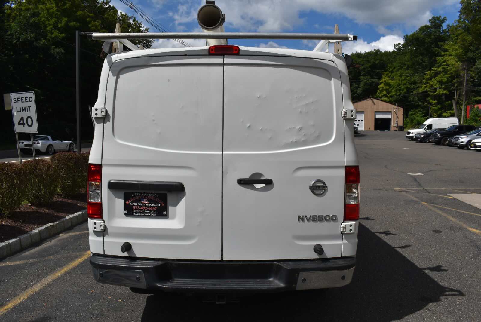 Used 2017 Nissan NV 3500 SL w/ Technology Package RWD image 5