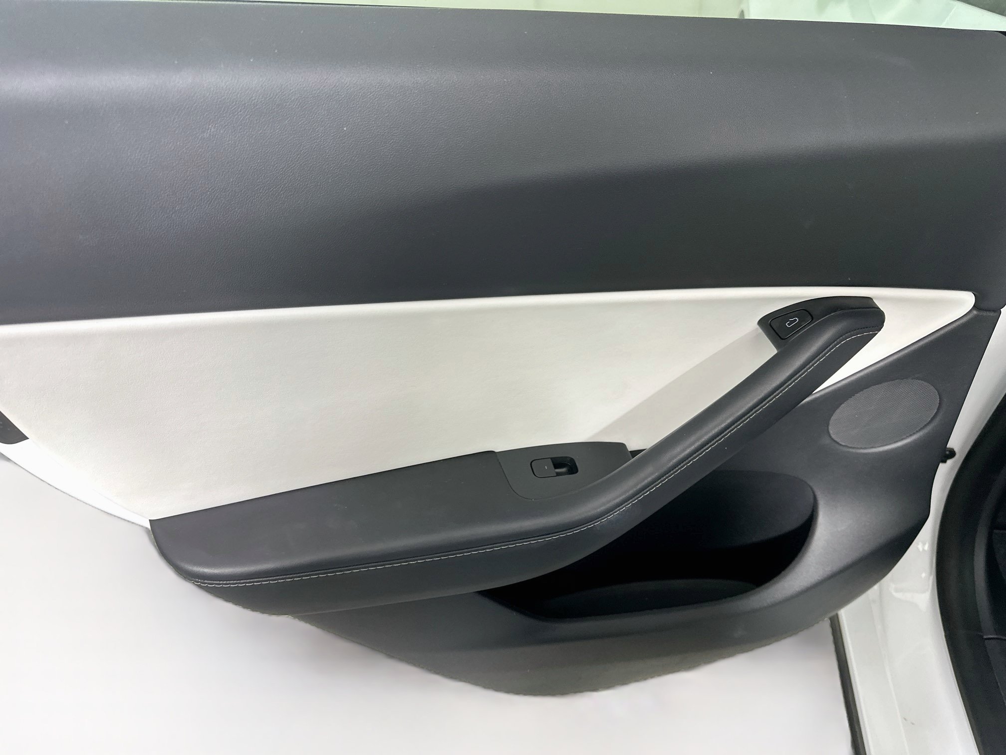 Used 2021 Tesla Model Y Long Range AWD/4WD image 24
