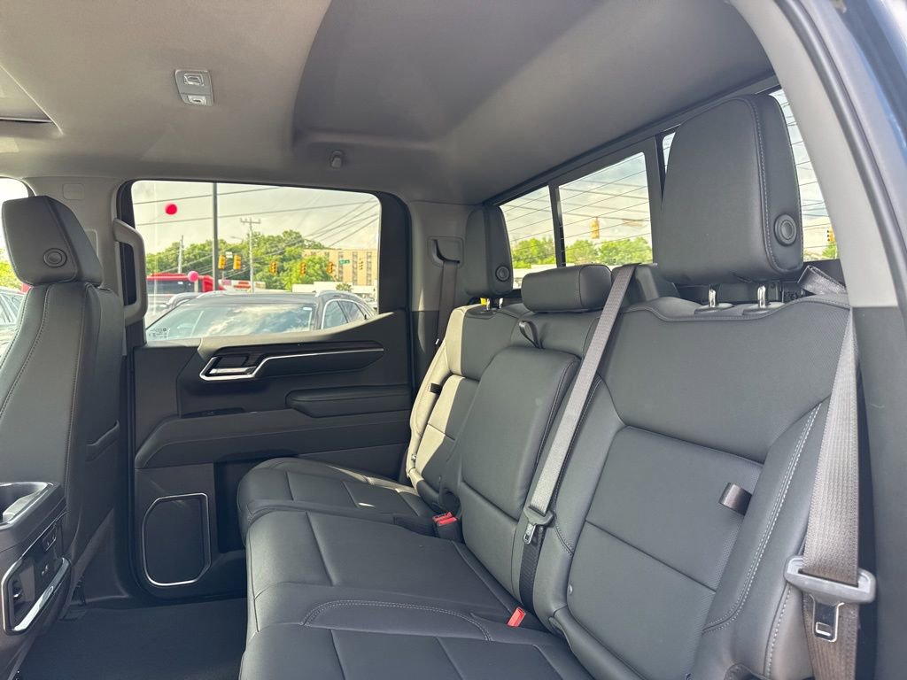 New 2026 GMC Sierra 1500 SLT w/ SLT Premium Plus Package AWD/4WD image 30