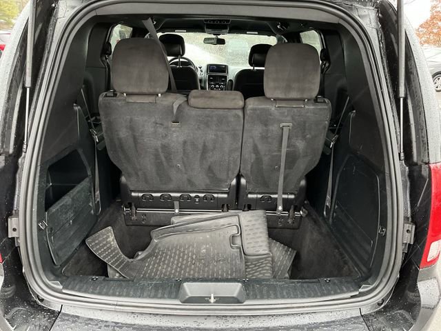 Used 2016 Dodge Grand Caravan SE FWD image 19