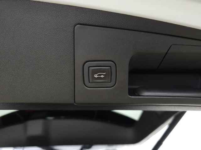 Certified 2024 Cadillac XT5 Sportv w/ Technology Package AWD/4WD image 7