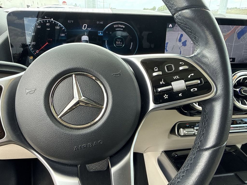 Used 2022 Mercedes-Benz GLA 250 4MATIC image 27