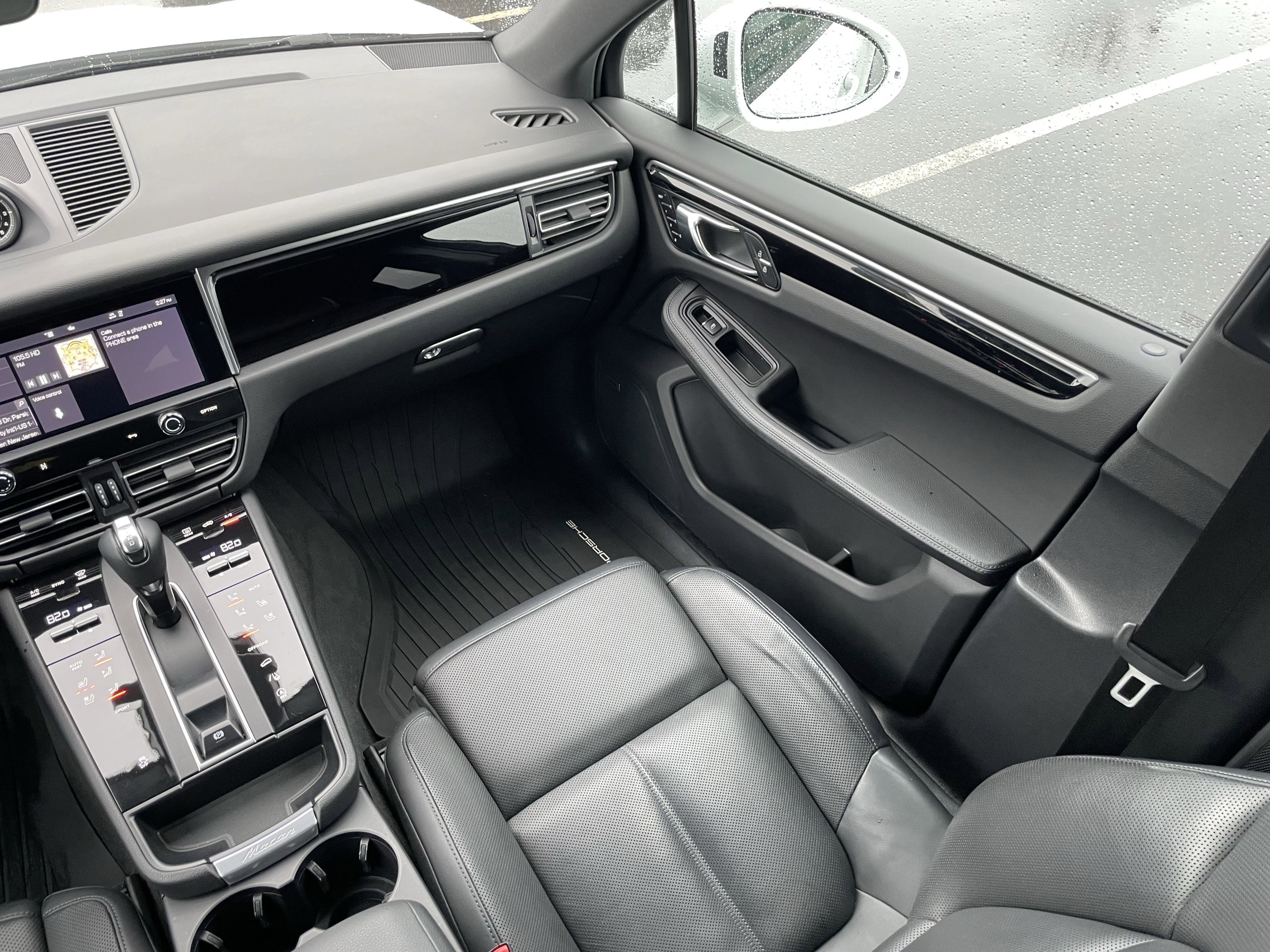 Used 2022 Porsche Macan image 18