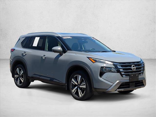 Used 2024 Nissan Rogue SL w/ SL Premium Package FWD image 3