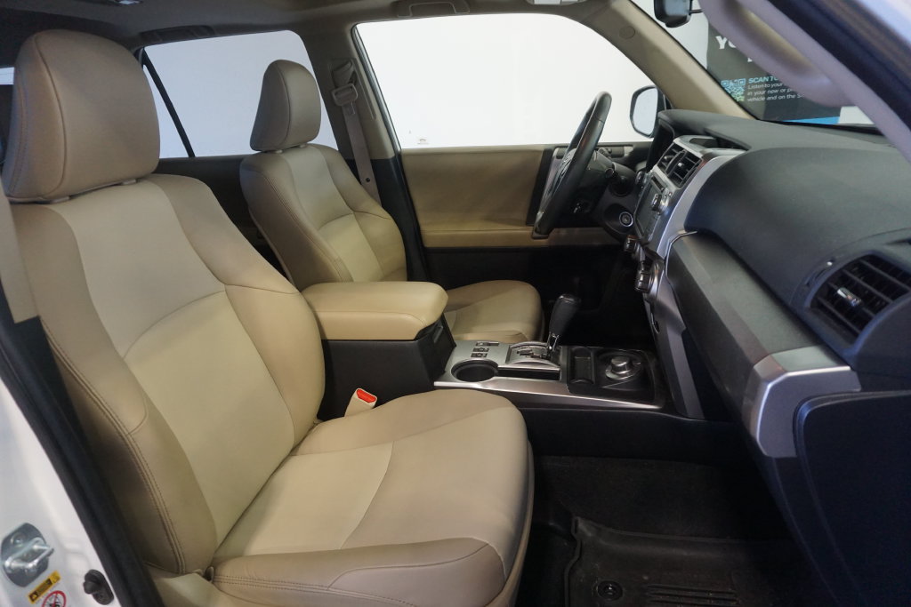 Used 2017 Toyota 4Runner SR5 Premium AWD/4WD image 23