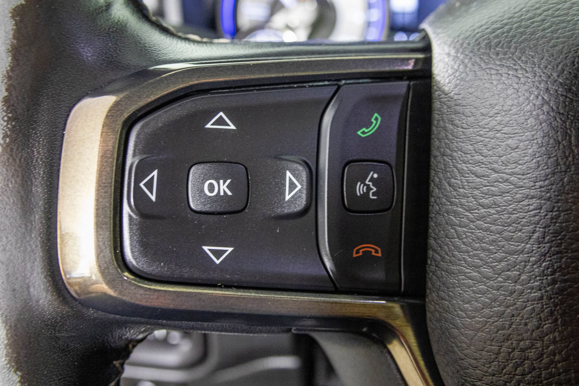 Used 2019 RAM 1500 Limited w/ Advanced Safety Group AWD/4WD image 35