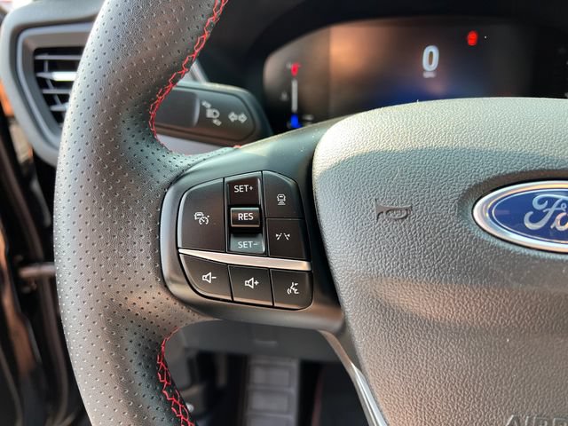 Certified 2023 Ford Escape ST-Line w/ Tech Pack #1 FWD image 16