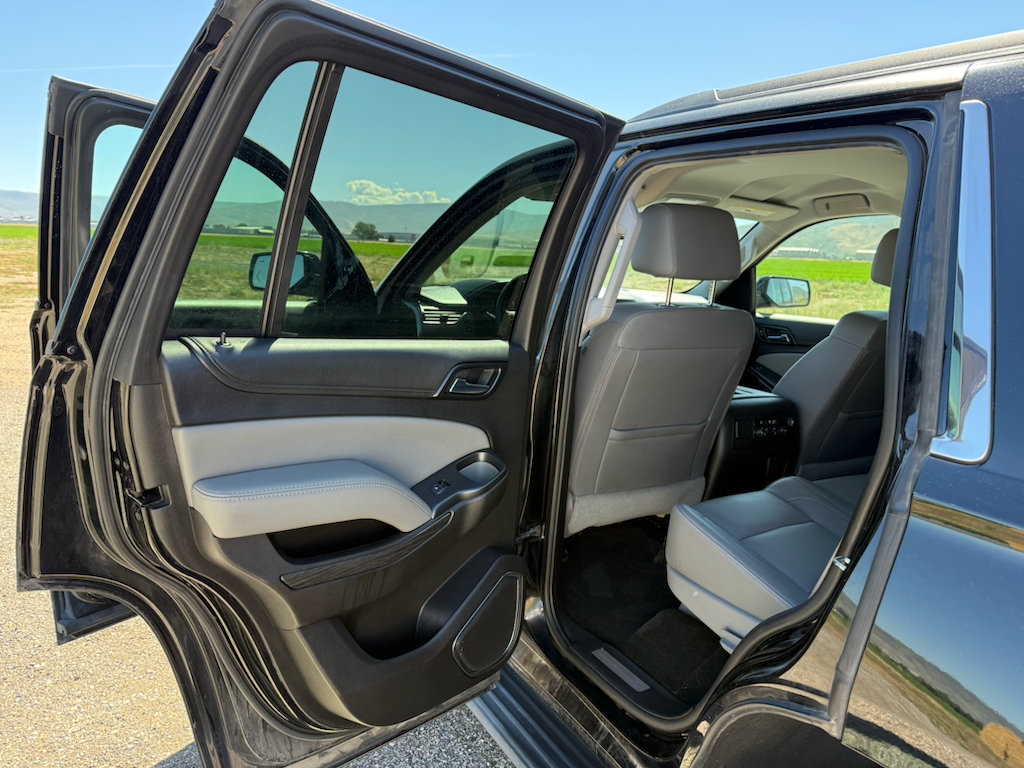 Used 2016 Chevrolet Tahoe LT w/ Luxury Package AWD/4WD image 25