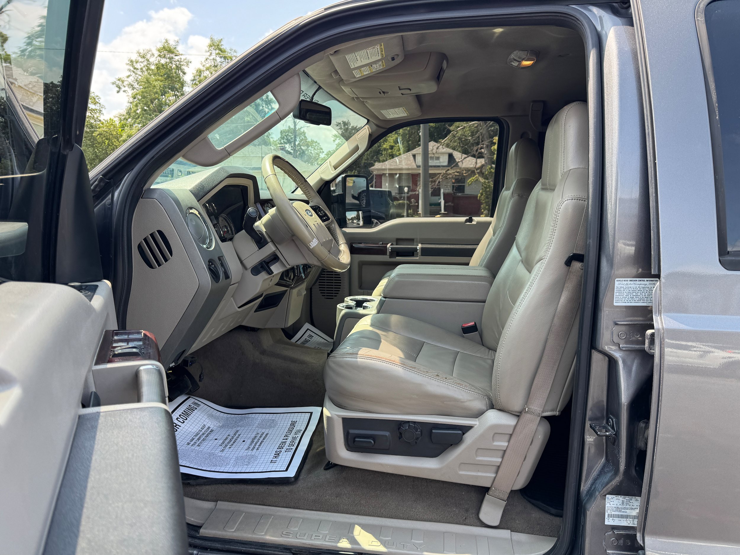 Used 2009 Ford F350 Lariat AWD/4WD image 10