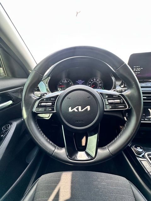 Used 2023 Kia Seltos Nightfall Edition image 16