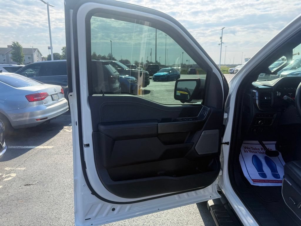 Used 2023 Ford F150 Lariat w/ Equipment Group 502A High AWD/4WD image 19