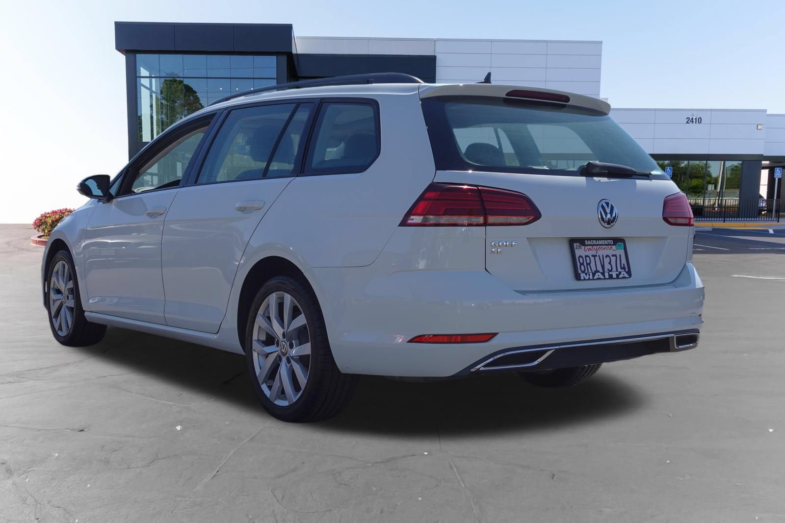Used 2019 Volkswagen Golf SE FWD image 5