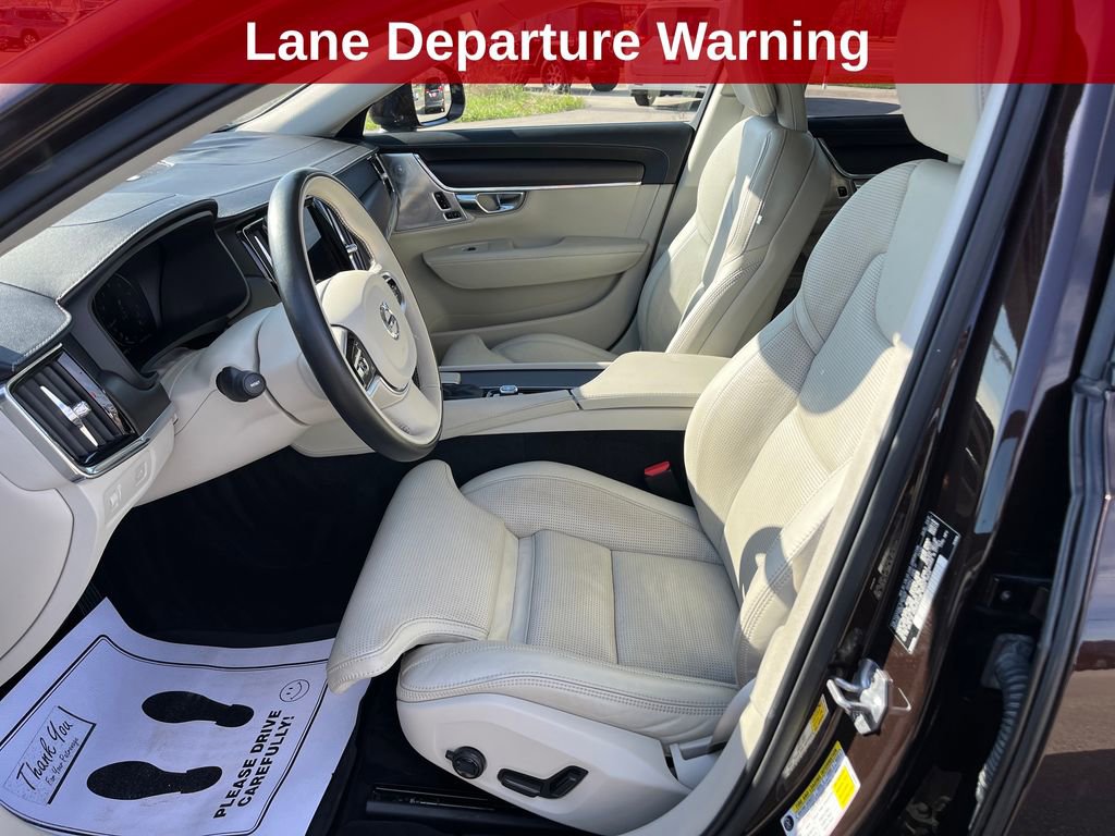 Used 2017 Volvo V90 T6 Cross Country image 11