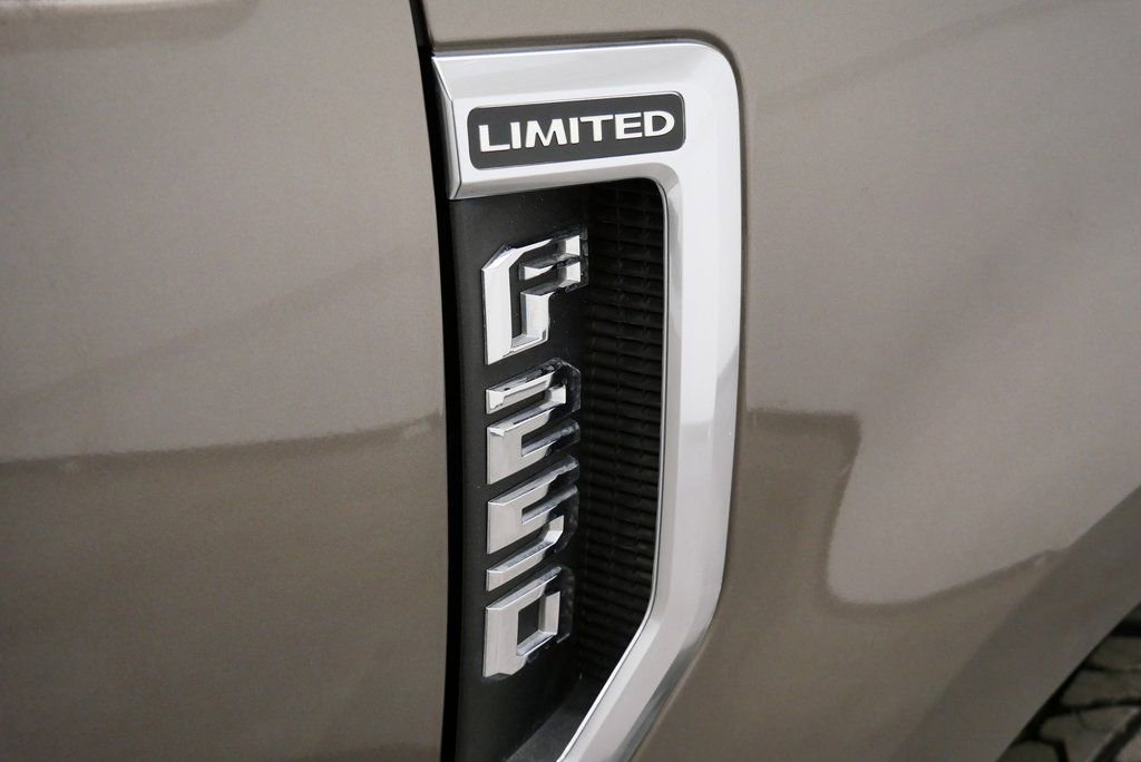 Used 2020 Ford F250 Limited w/ FX4 Off-Road Package image 10