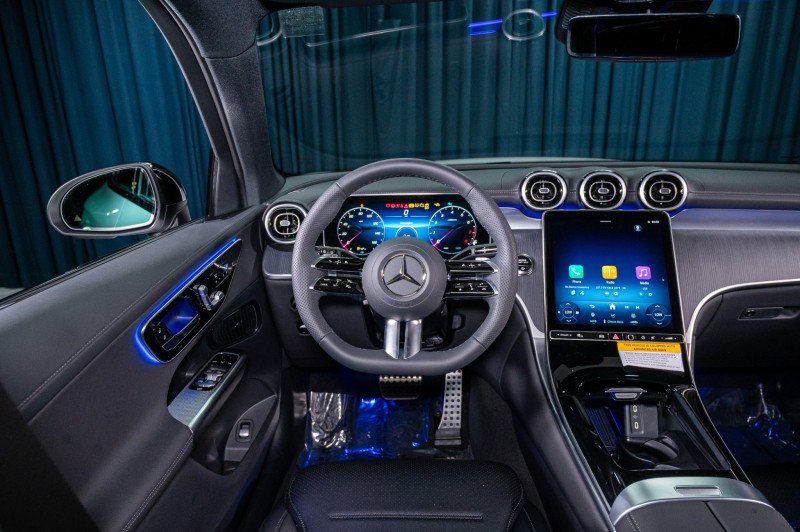 New 2026 Mercedes-Benz GLC 300 image 14