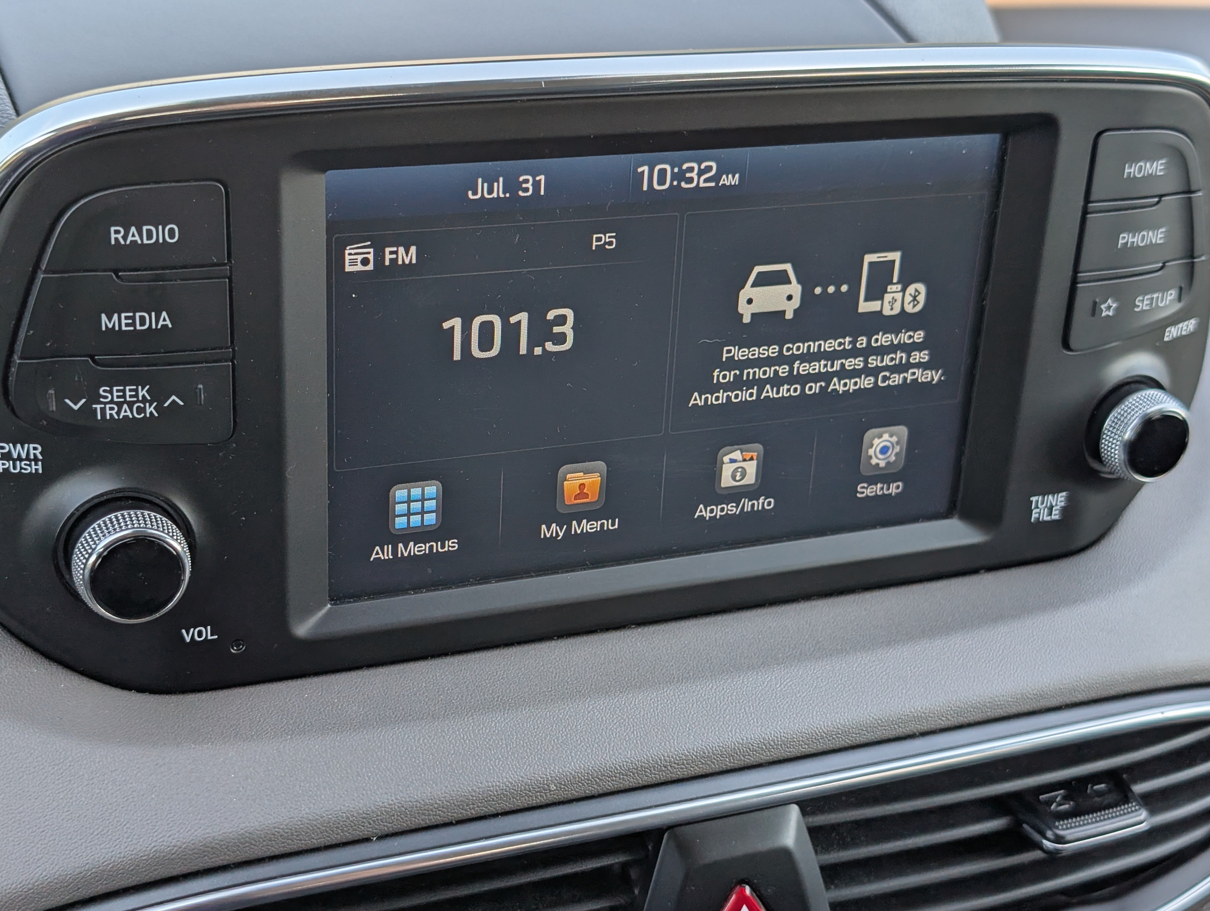 Used 2020 Hyundai Santa Fe SE AWD/4WD image 19