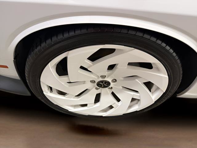 Used 2022 Dodge Challenger GT RWD image 9