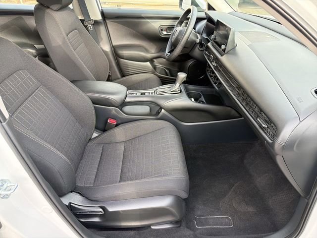 Used 2025 Honda HR-V LX image 25