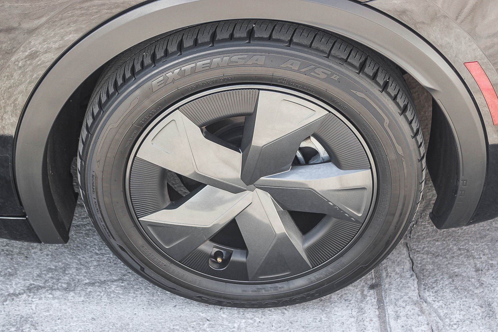 Certified 2023 Toyota Prius Prime FWD image 10
