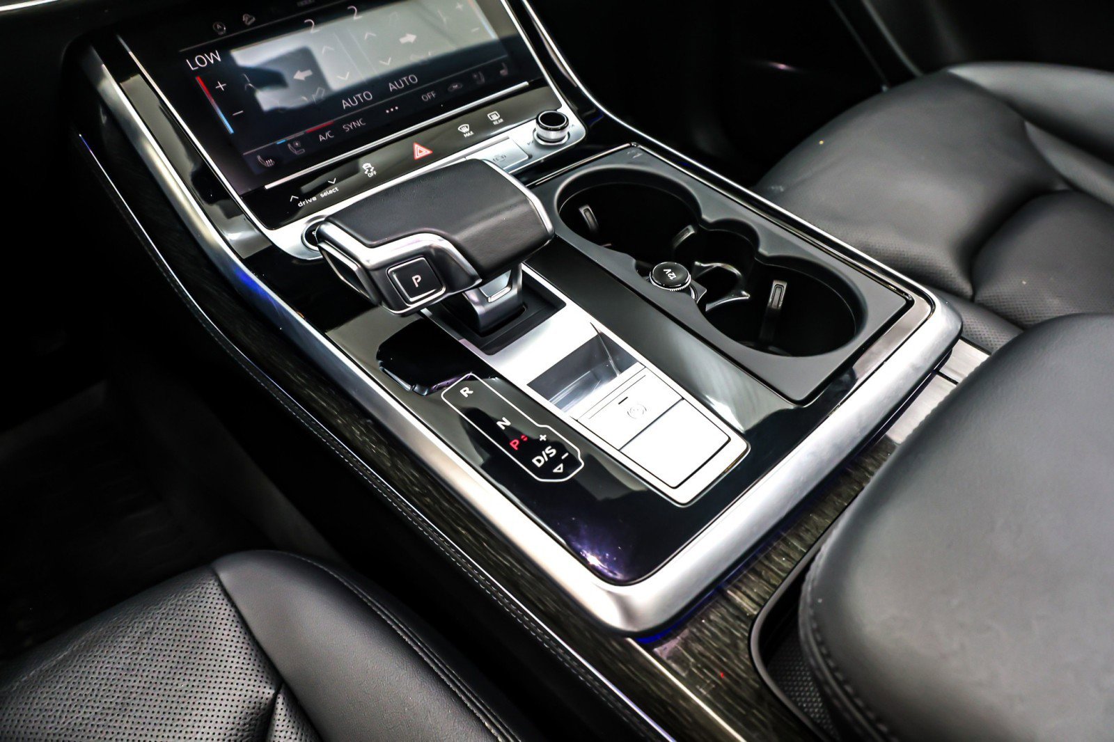 Used 2023 Audi Q7 3.0T Prestige image 7