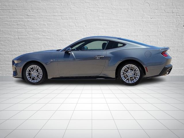 Used 2025 Ford Mustang GT RWD image 2