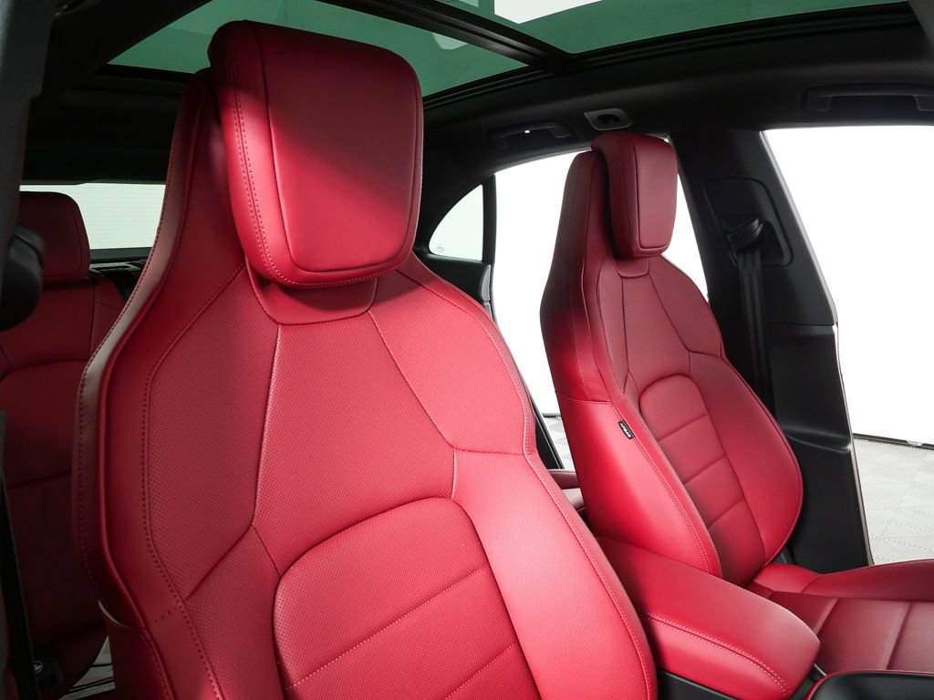 New 2026 Porsche Macan Electric image 24