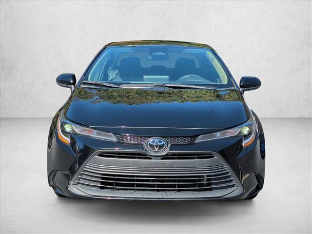 Used 2024 Toyota Corolla LE FWD image 2