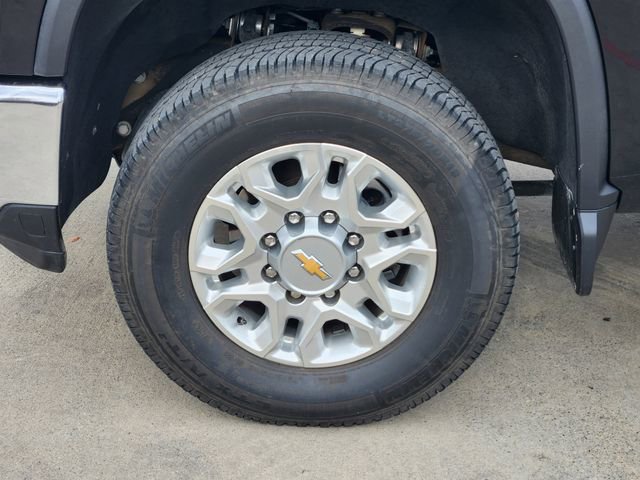 Used 2025 Chevrolet Silverado 2500 LT w/ Texas Edition image 10