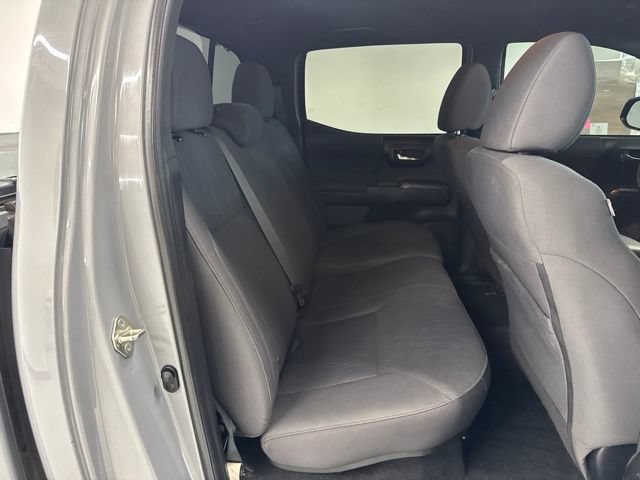 Used 2019 Toyota Tacoma TRD Off-Road w/ Technology Package AWD/4WD image 29