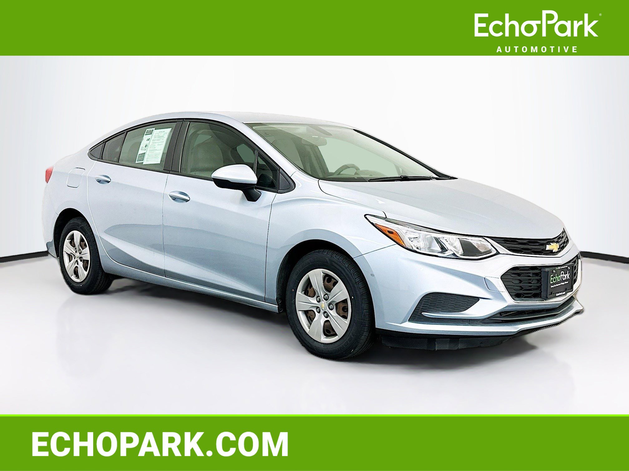 Used 2018 Chevrolet Cruze LS FWD image 1
