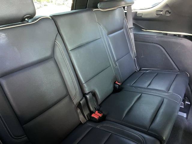 Certified 2021 GMC Yukon SLT w/ SLT Premium Package AWD/4WD image 24