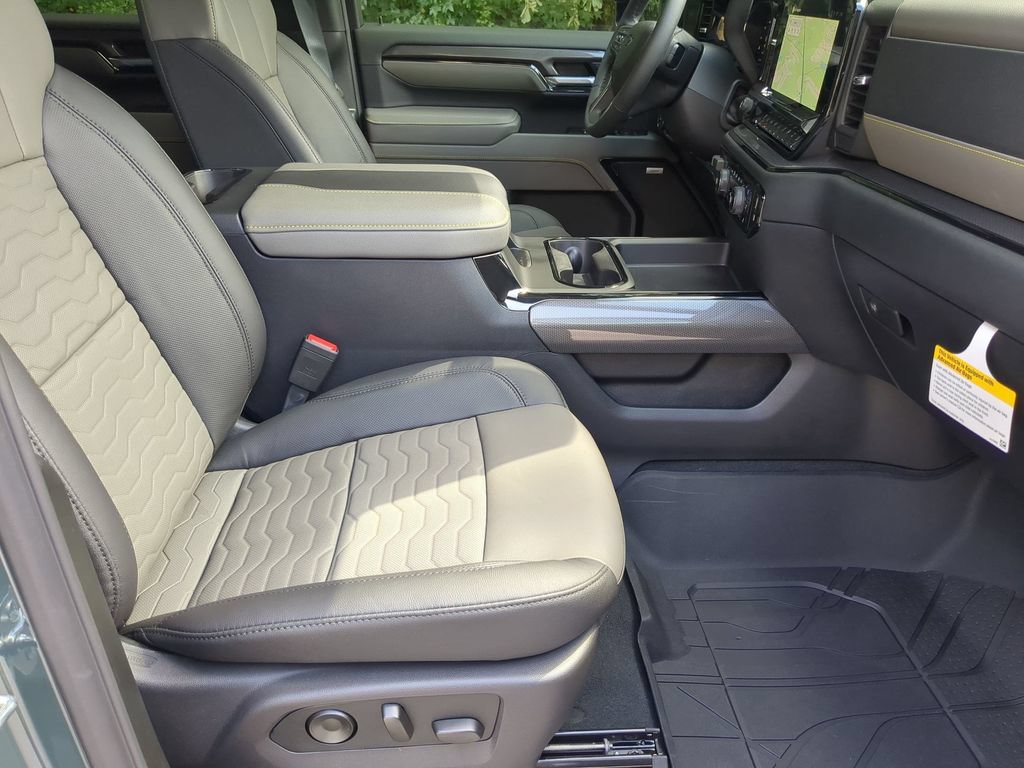 New 2026 Chevrolet Silverado 2500 ZR2 AWD/4WD image 36