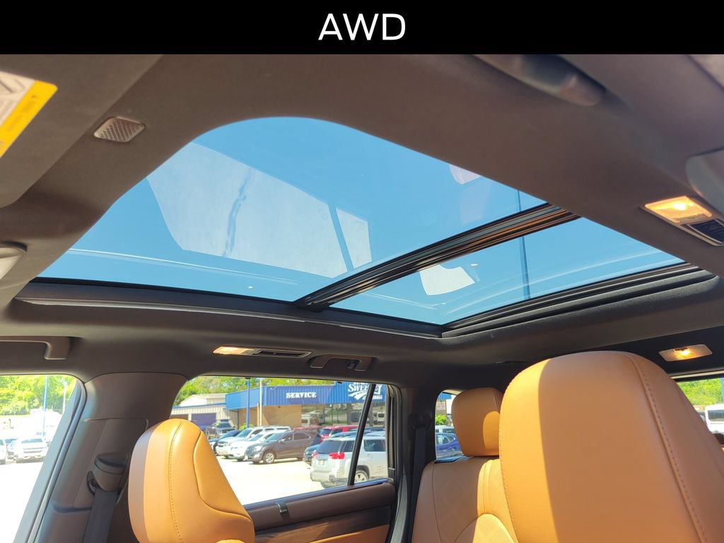 Used 2022 Toyota Highlander Platinum AWD/4WD image 31