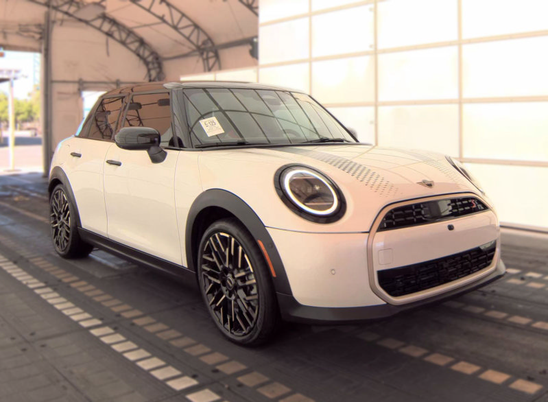 Used 2026 MINI Cooper S FWD image 5