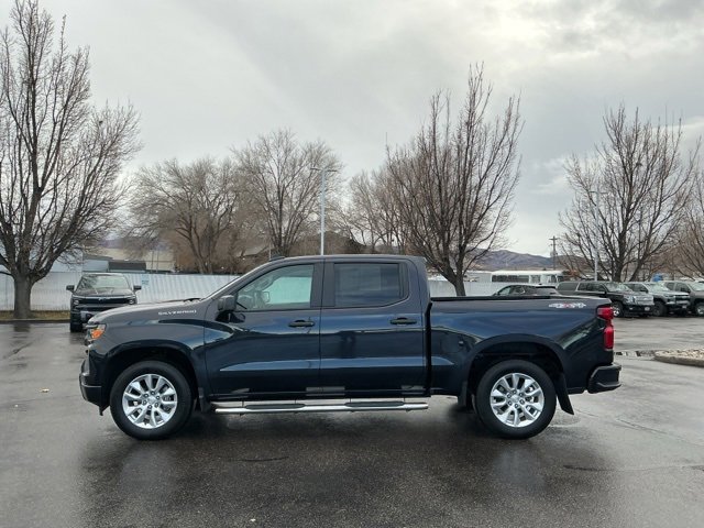 Used 2023 Chevrolet Silverado 1500 Custom image 9