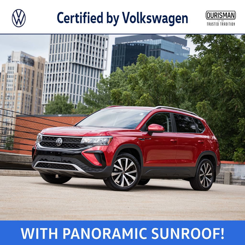 Certified 2023 Volkswagen Taos SE w/ Panoramic Sunroof Package AWD/4WD image 1
