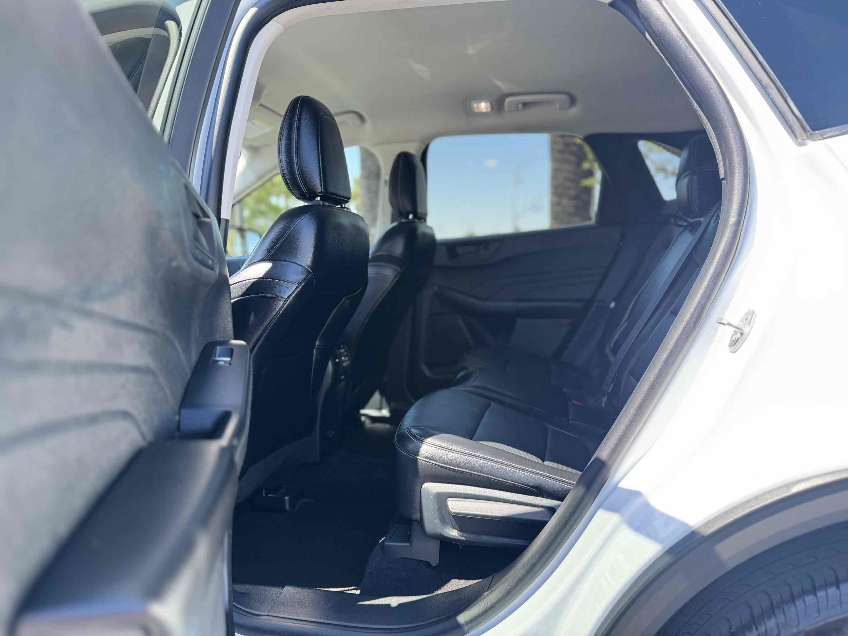 Used 2022 Ford Escape SE AWD/4WD image 6