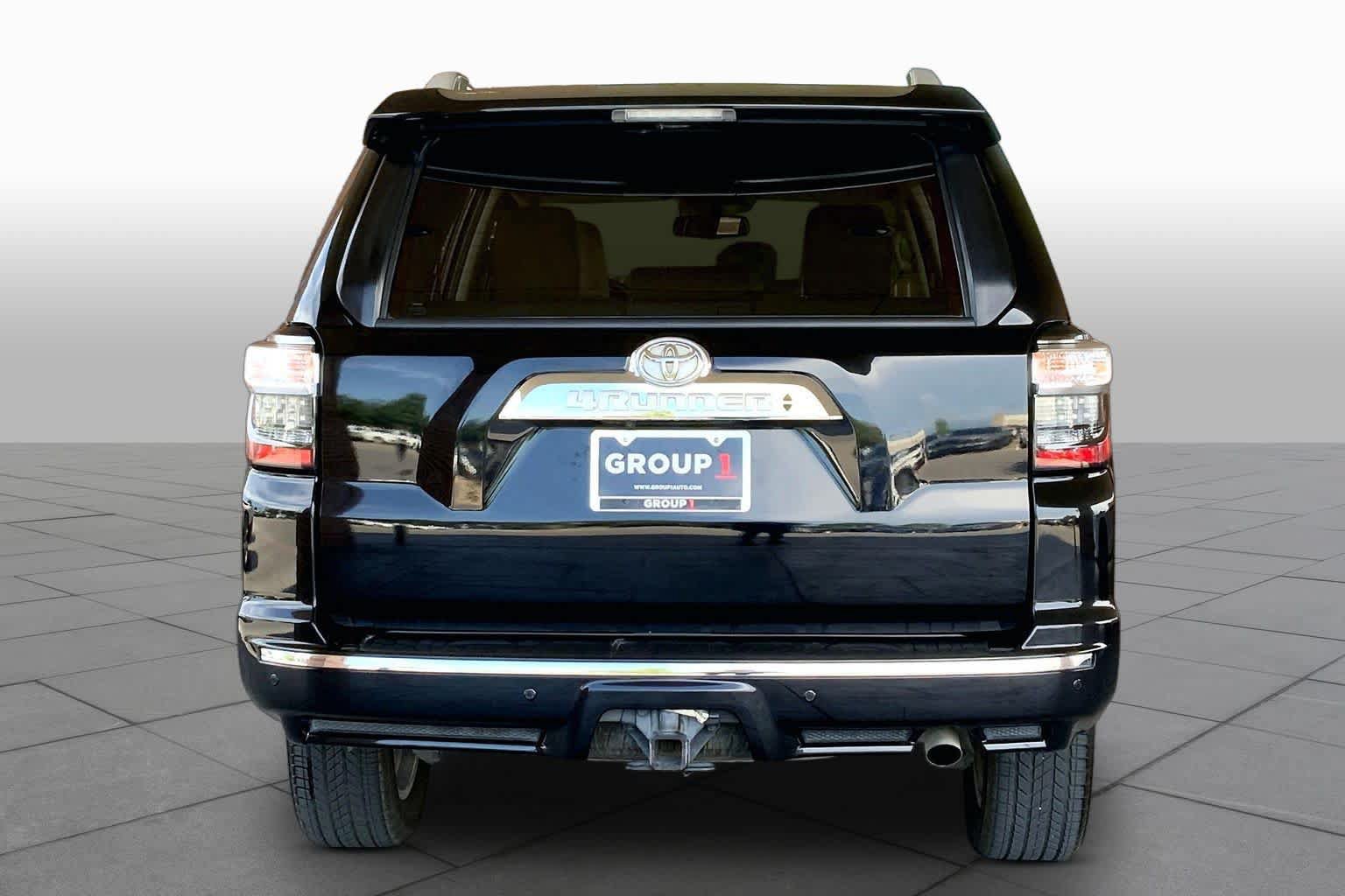 Used 2018 Toyota 4Runner Limited AWD/4WD image 5