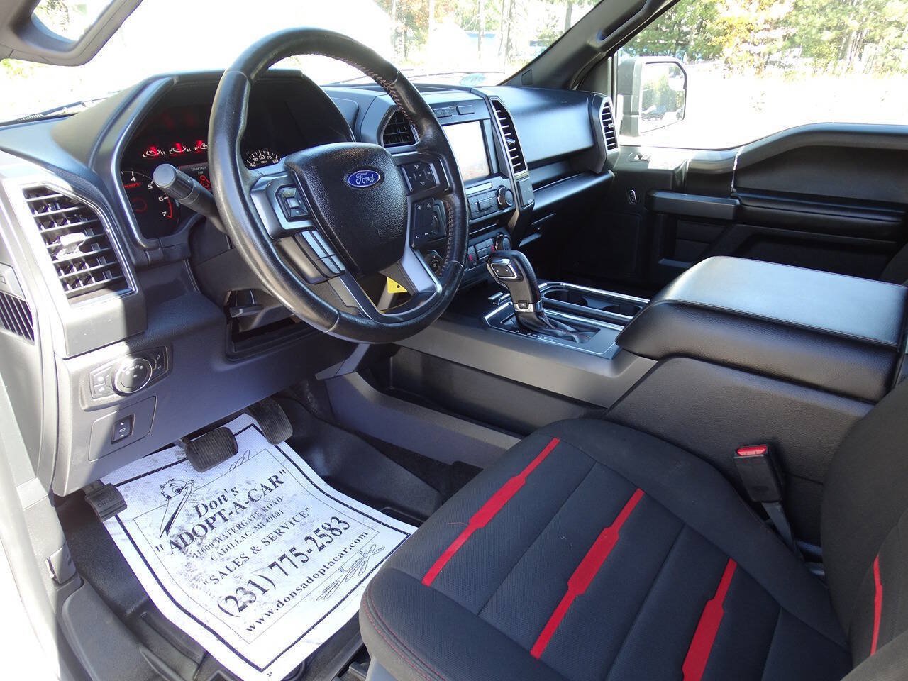 Used 2017 Ford F150 4x4 SuperCrew XLT w/ FX4 Pkg w/ Equipment Group 302A Luxury image 11