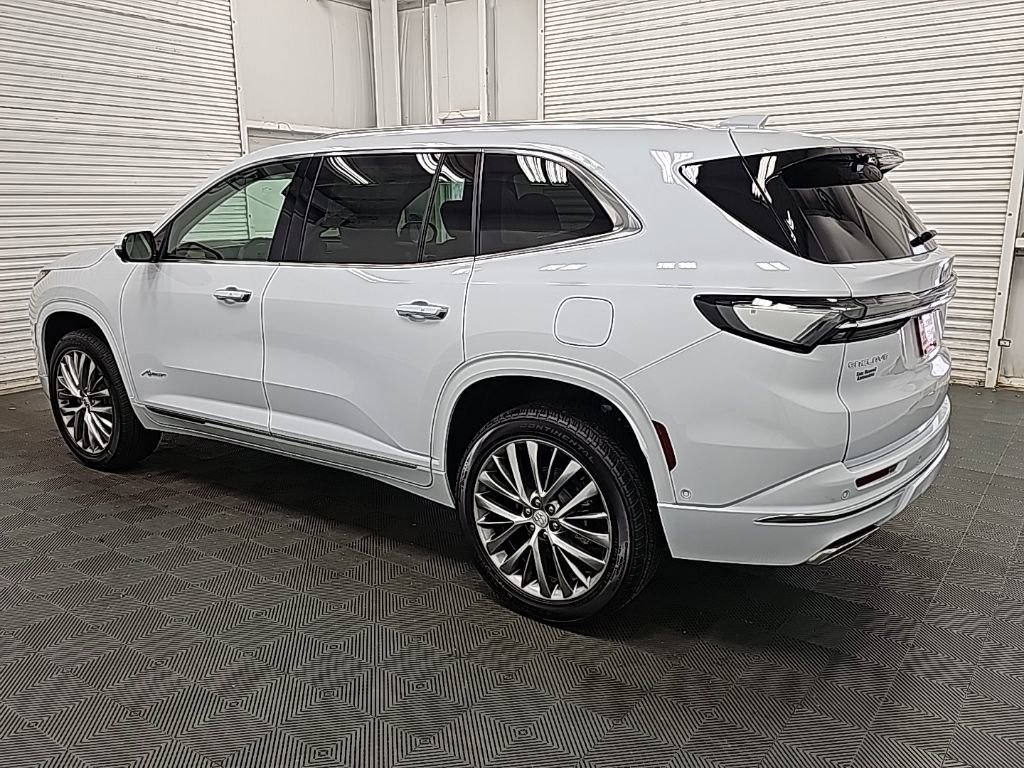 New 2026 Buick Enclave Avenir w/ Super Cruise Package image 5