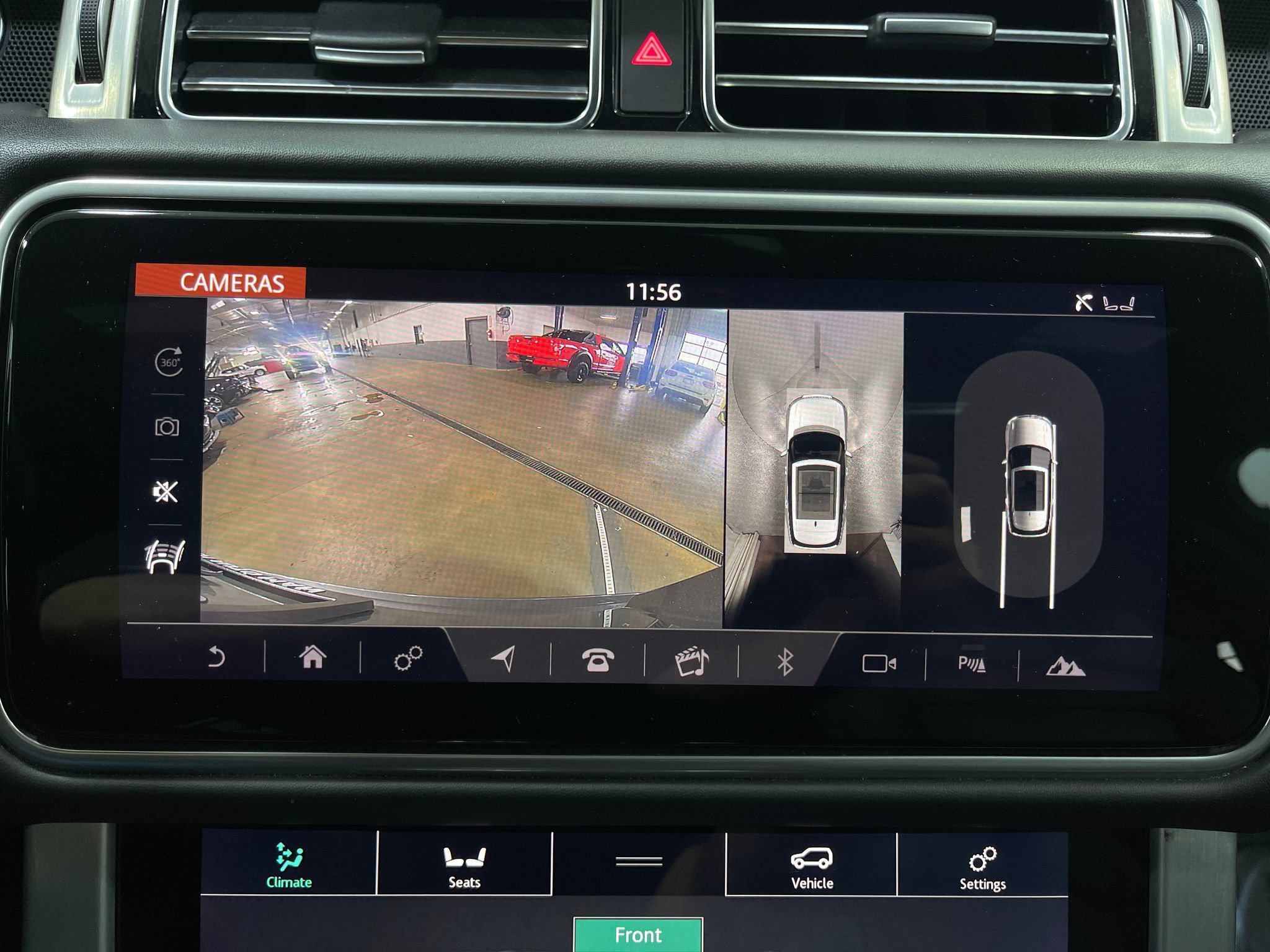 Used 2019 Land Rover Range Rover Supercharged AWD/4WD image 11