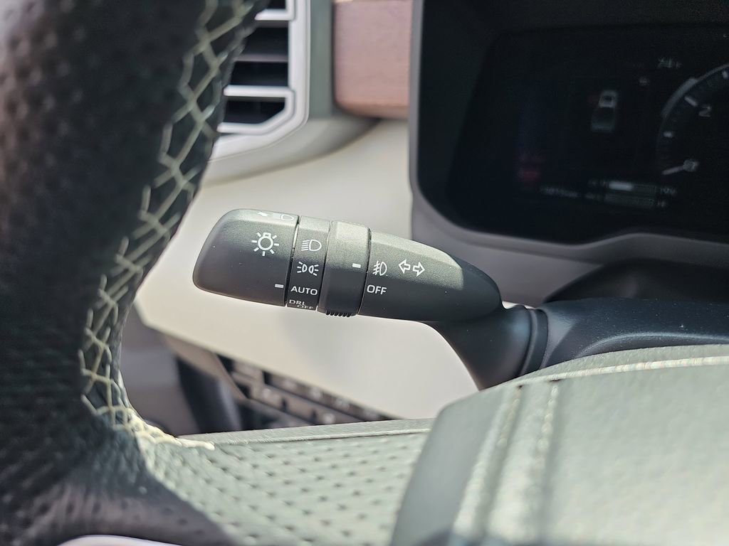 Used 2022 Toyota Tundra Capstone image 31